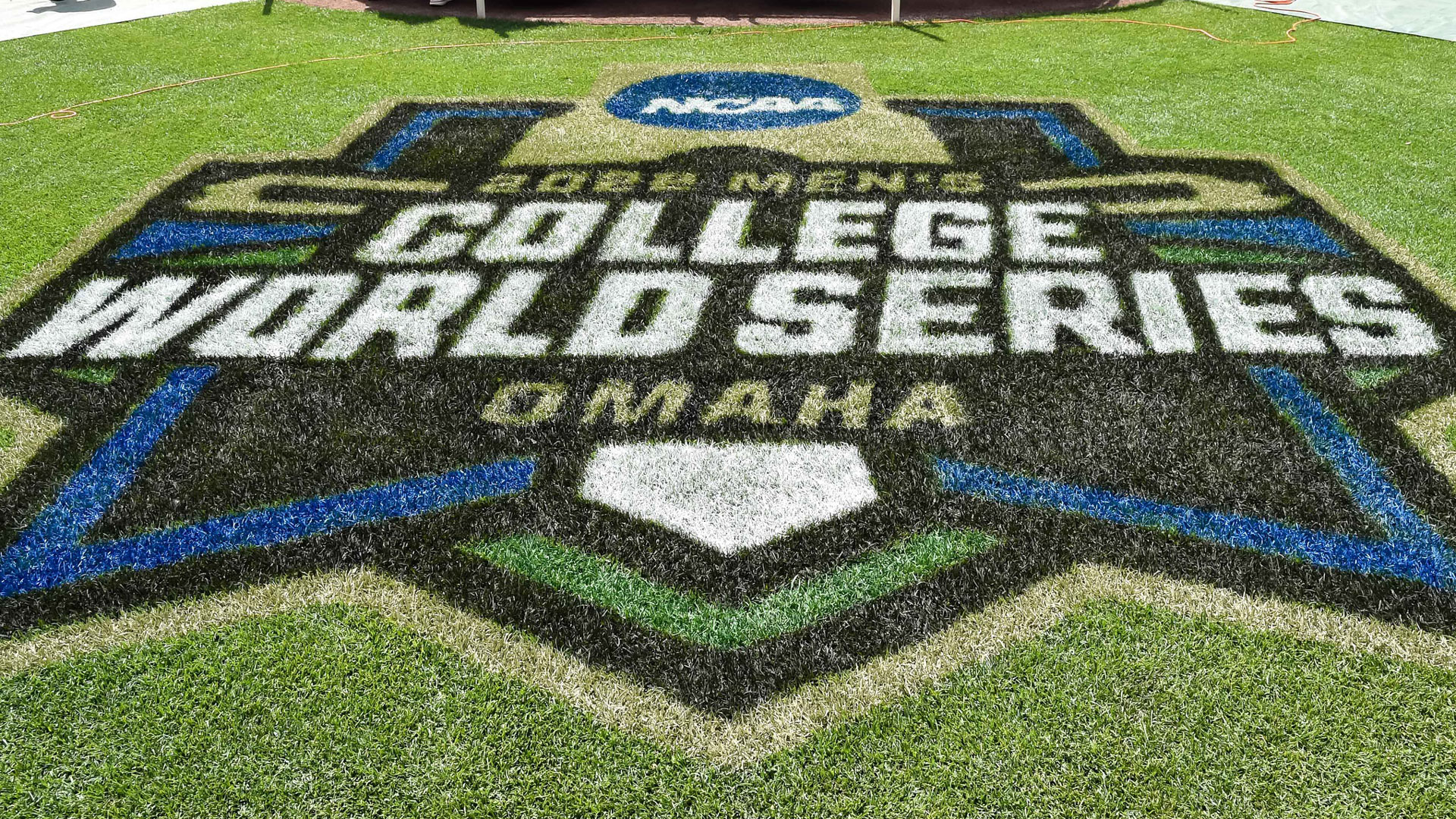 Here are the programs with the most Men's College World Series