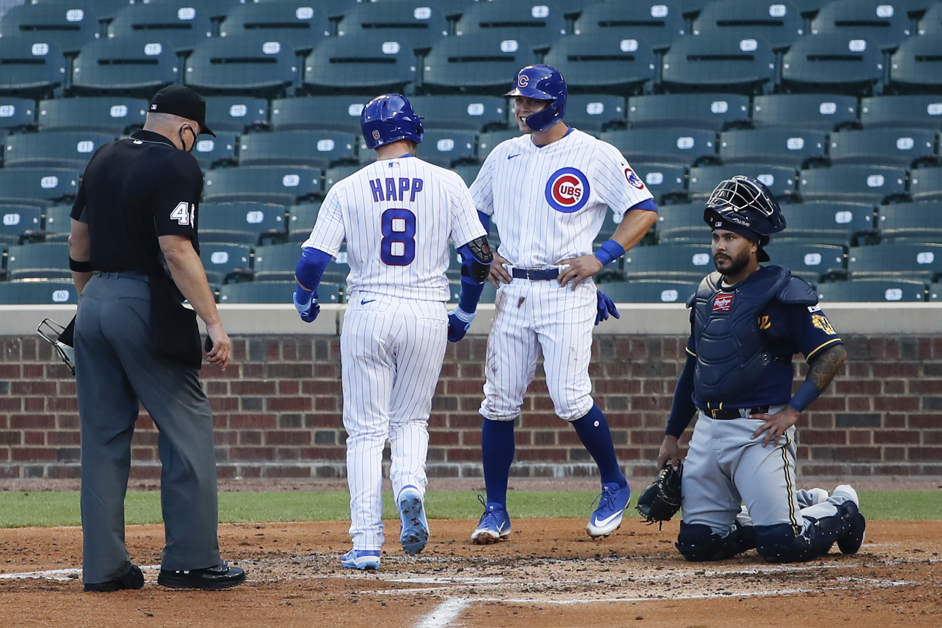 Chicago Cubs: Why Ian Happ is hitting leadoff, and center field options