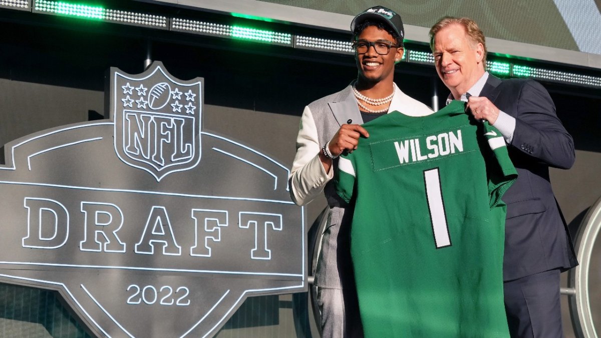 The Pick is In: Top 10 picks in the 2022 NFL Draft – NBC Sports Chicago