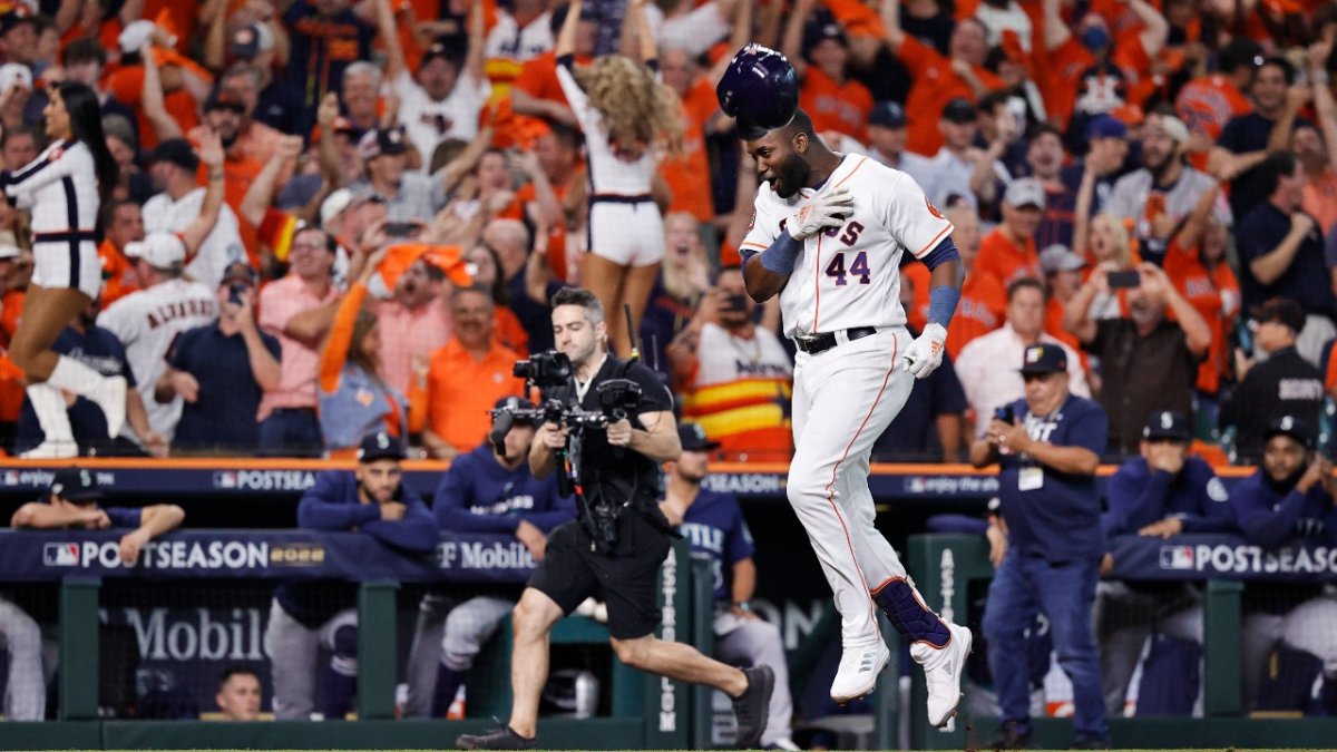 Yordan Alvarez (#44) All 37 Home Runs of the 2022 MLB Season 