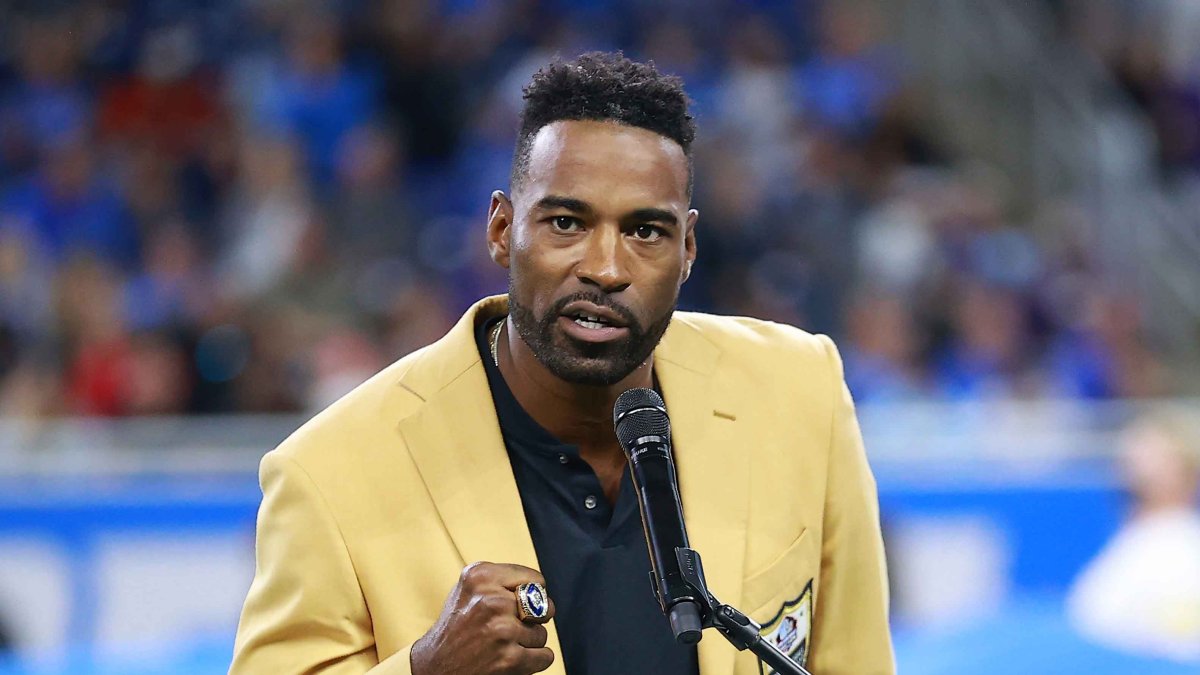 Calvin Johnson among 15 finalists for 2021 Pro Football Hall of Fame -  Pride Of Detroit