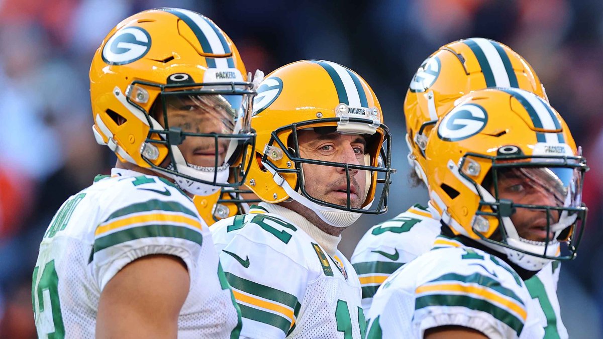 Report: Aaron Rodgers gives Jets wish list of former Packers
