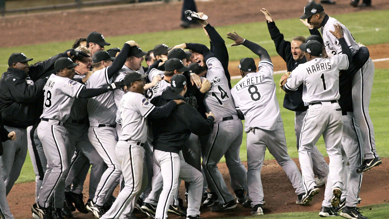 White Sox Announce 2005 World Series Members Who Will Appear At SoxFest -  CBS Chicago