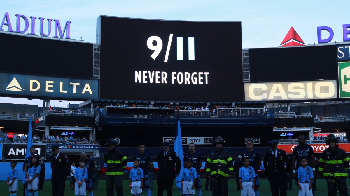 All Seahawks Stand for NFL's Coordinated National Anthem on the 20th  Anniversary of 9/11