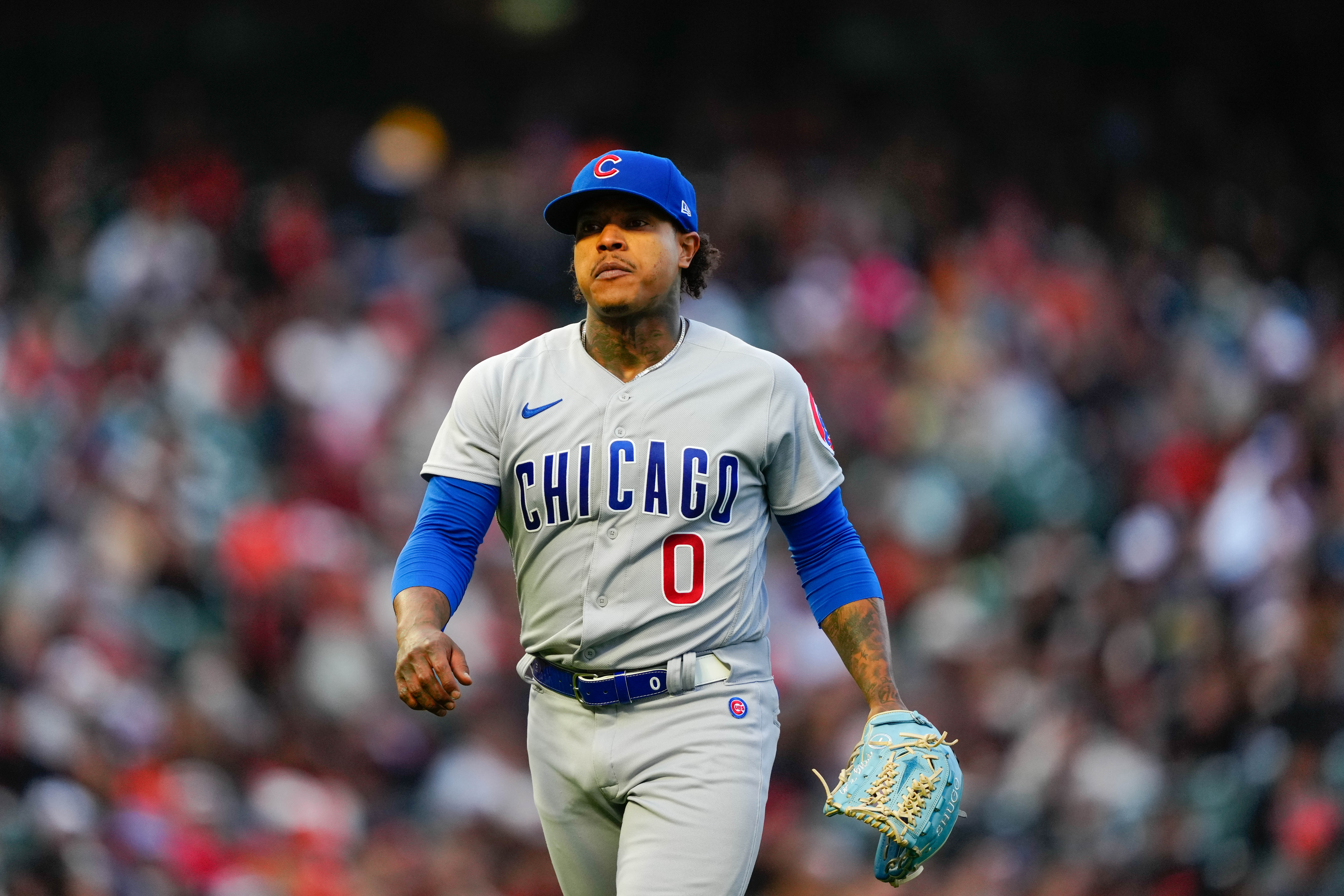 Cubs' Stroman stops fighting hip injury, goes on IL