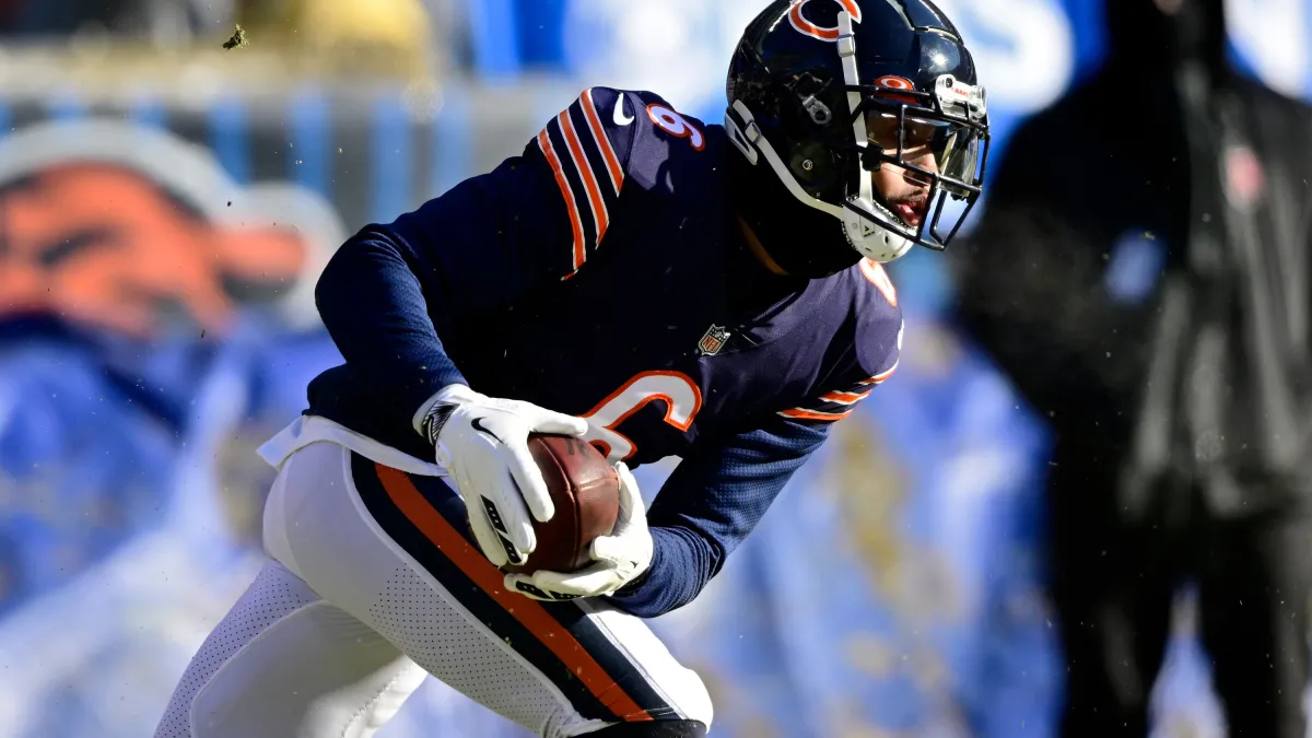 Bears roster moves Darrynton Evans signed, Kyler Gordon could return