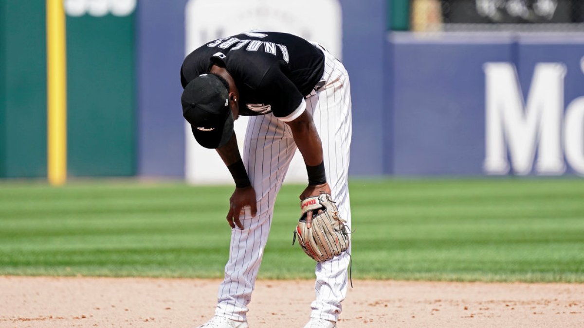 Joe Kelly of the Chicago White Sox hands the game ball over to News  Photo - Getty Images