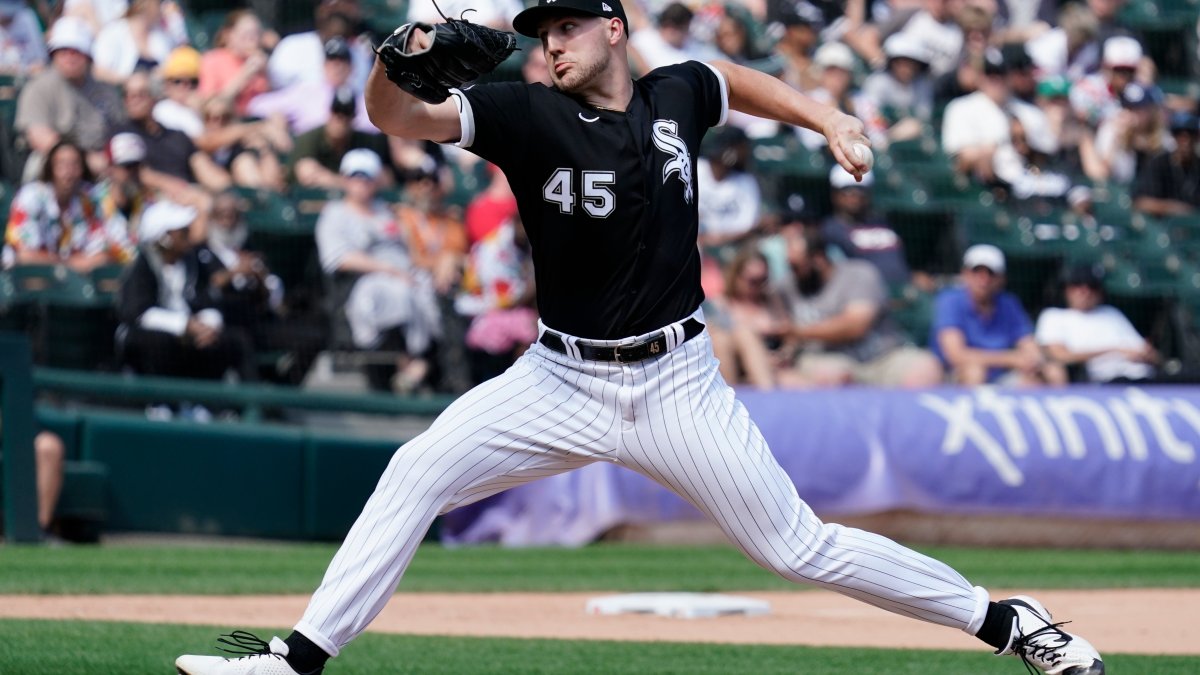 Chicago White Sox reliever Garrett Crochet hopes to return in 2-3 weeks