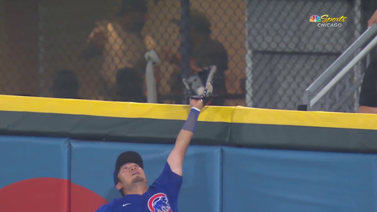 WATCH: Cubs' Seiya Suzuki catch, no grand slam for Yoan Moncada – NBC  Sports Chicago