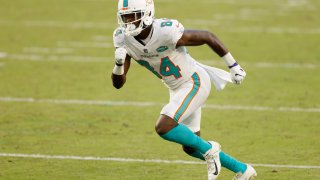 MIAMI GARDENS, FLORIDA – OCTOBER 18: Isaiah Ford #84 of the Miami Dolphins in action against the New York Jets at Hard Rock Stadium on October 18, 2020 in Miami Gardens, Florida. (Photo by Michael Reaves/Getty Images)