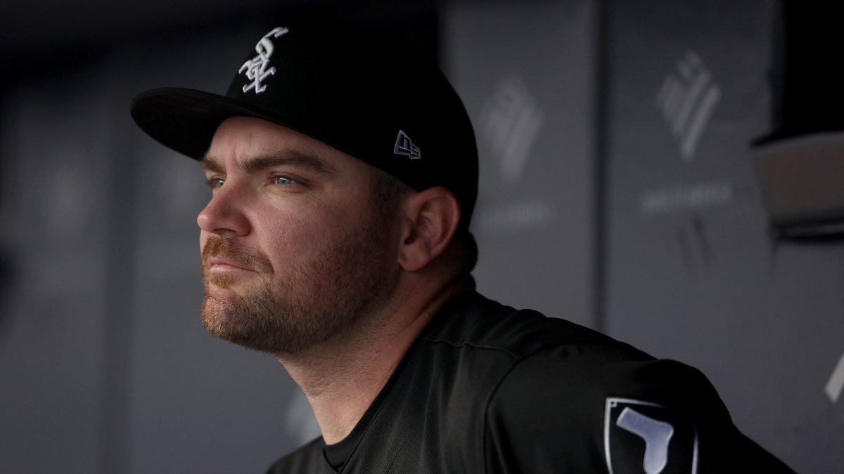 White Sox' Liam Hendriks finishes strong, wins reliever of the month – NBC  Sports Chicago