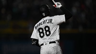 White Sox' Lucas Giolito on Luis Robert Jr.: Watching his growth has been incredible