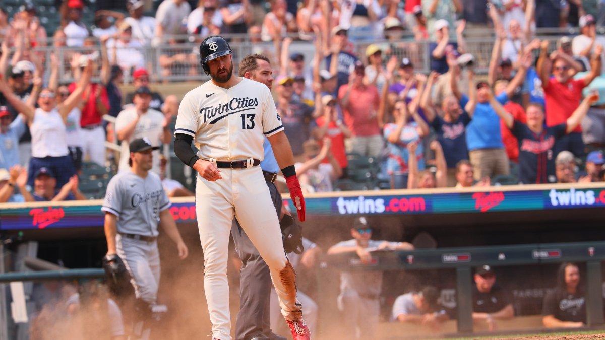 Zach Remillard of the Chicago White Sox reacts after a single during  News Photo - Getty Images