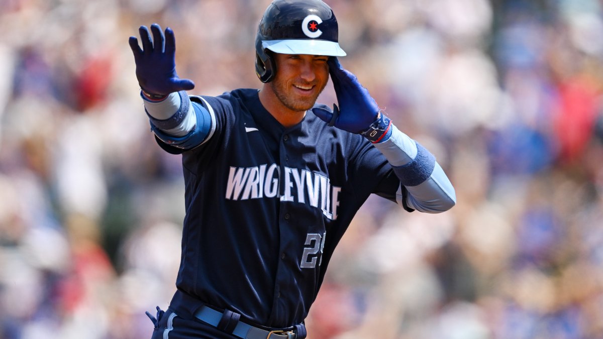 Cody Bellinger drives in 4 runs as the Cubs top the Cardinals 8-6 on a  rainy day at Wrigley