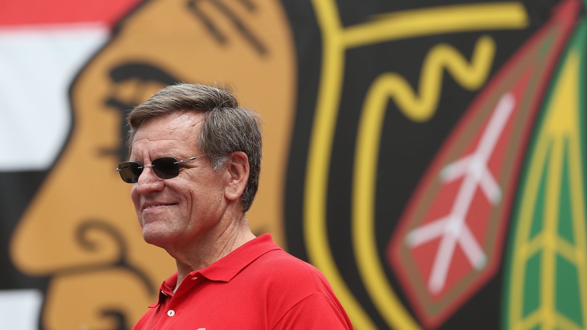 Blackhawks announce plans for United Center service honoring late owner Rocky Wirtz, which will be open to the public