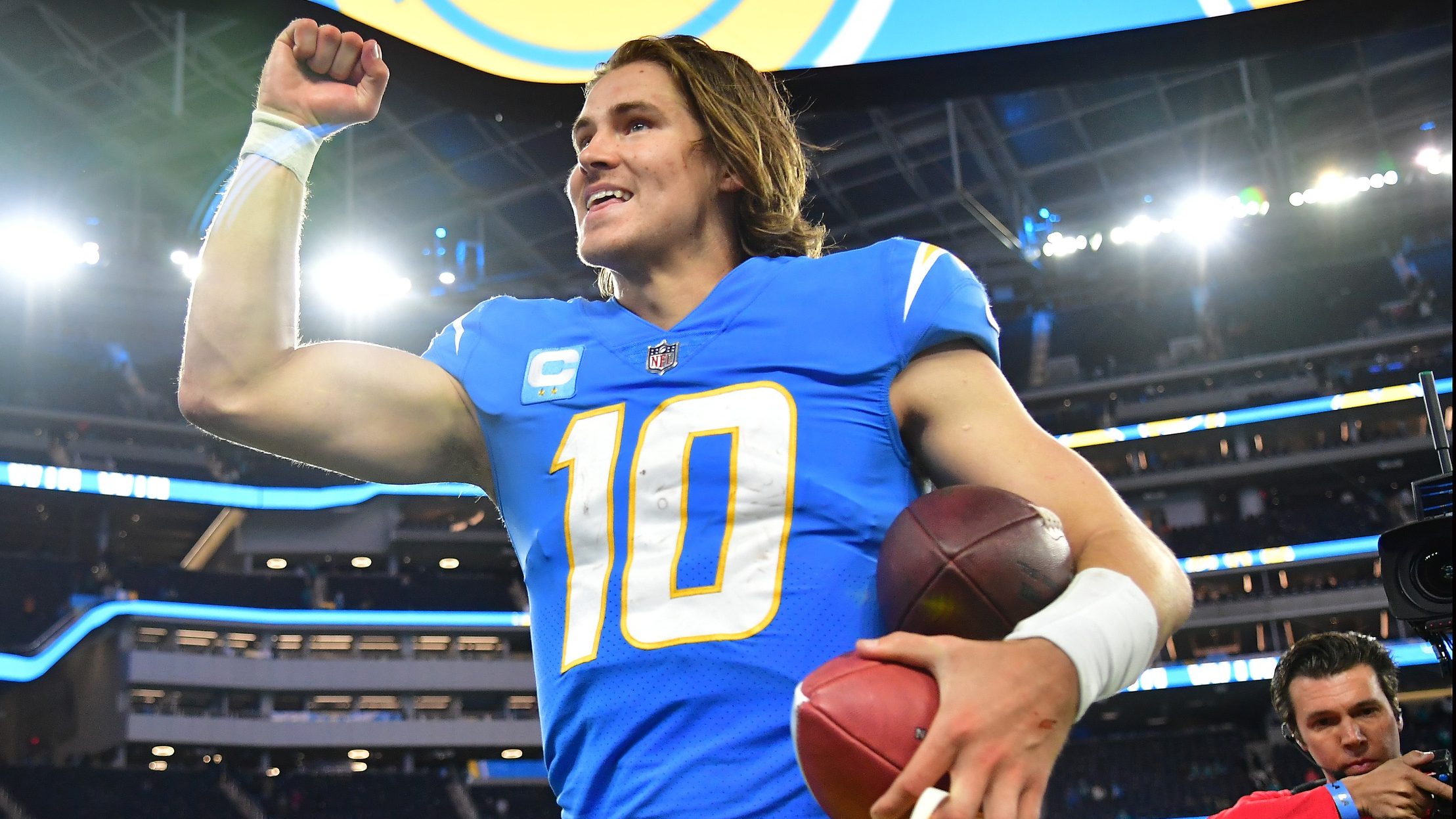 Justin Herbert: Los Angeles Chargers quarterback signs multi-year deal  reportedly making him highest-paid NFL quarterback