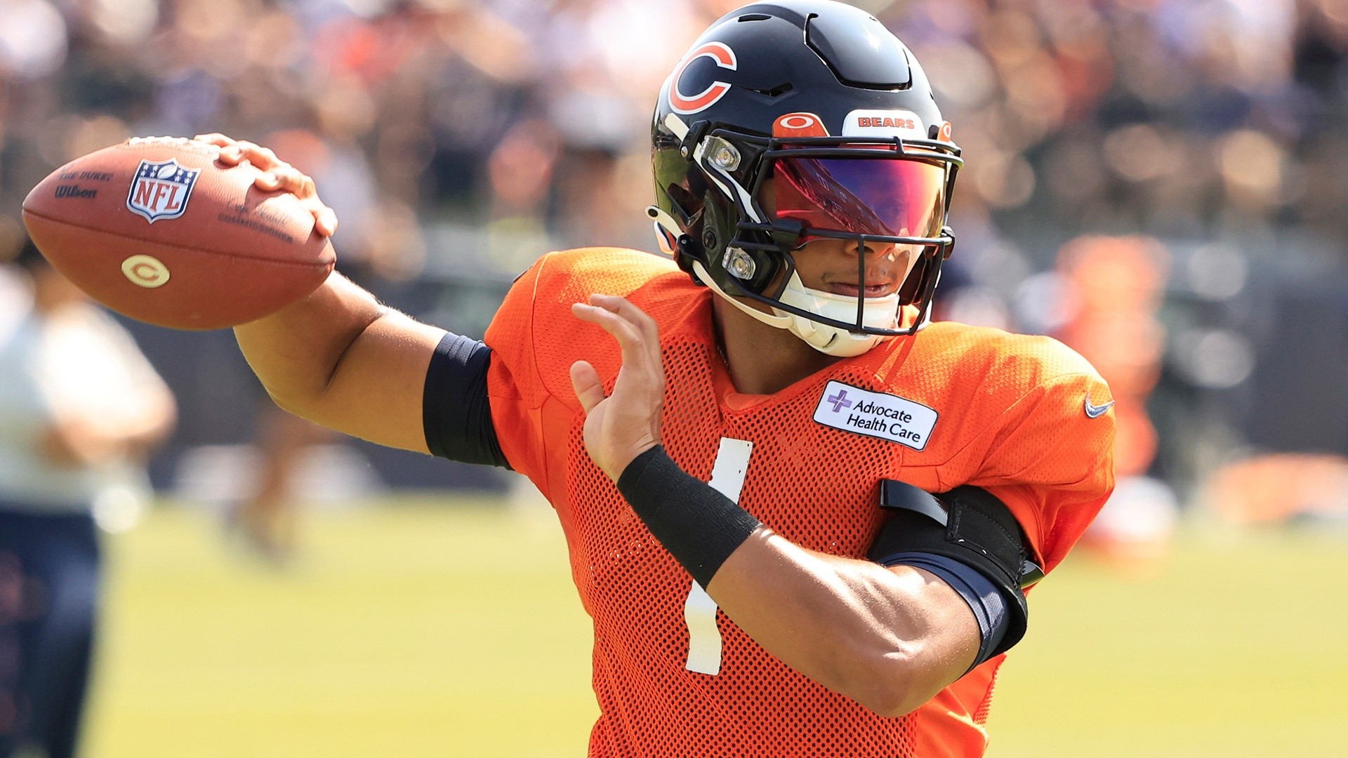 Chicago Bears quarterback Justin Fields characterizes his play as 'robotic'  so far in 2023 season