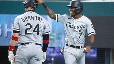 White Sox' Yasmani Grandal questions why Keynan Middleton didn't voice  clubhouse concerns earlier