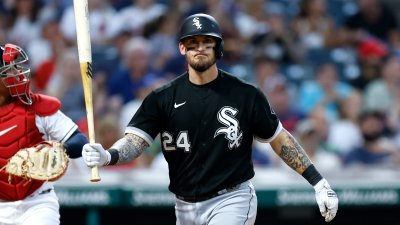 White Sox catcher Yasmani Grandal working back after injury - CBS