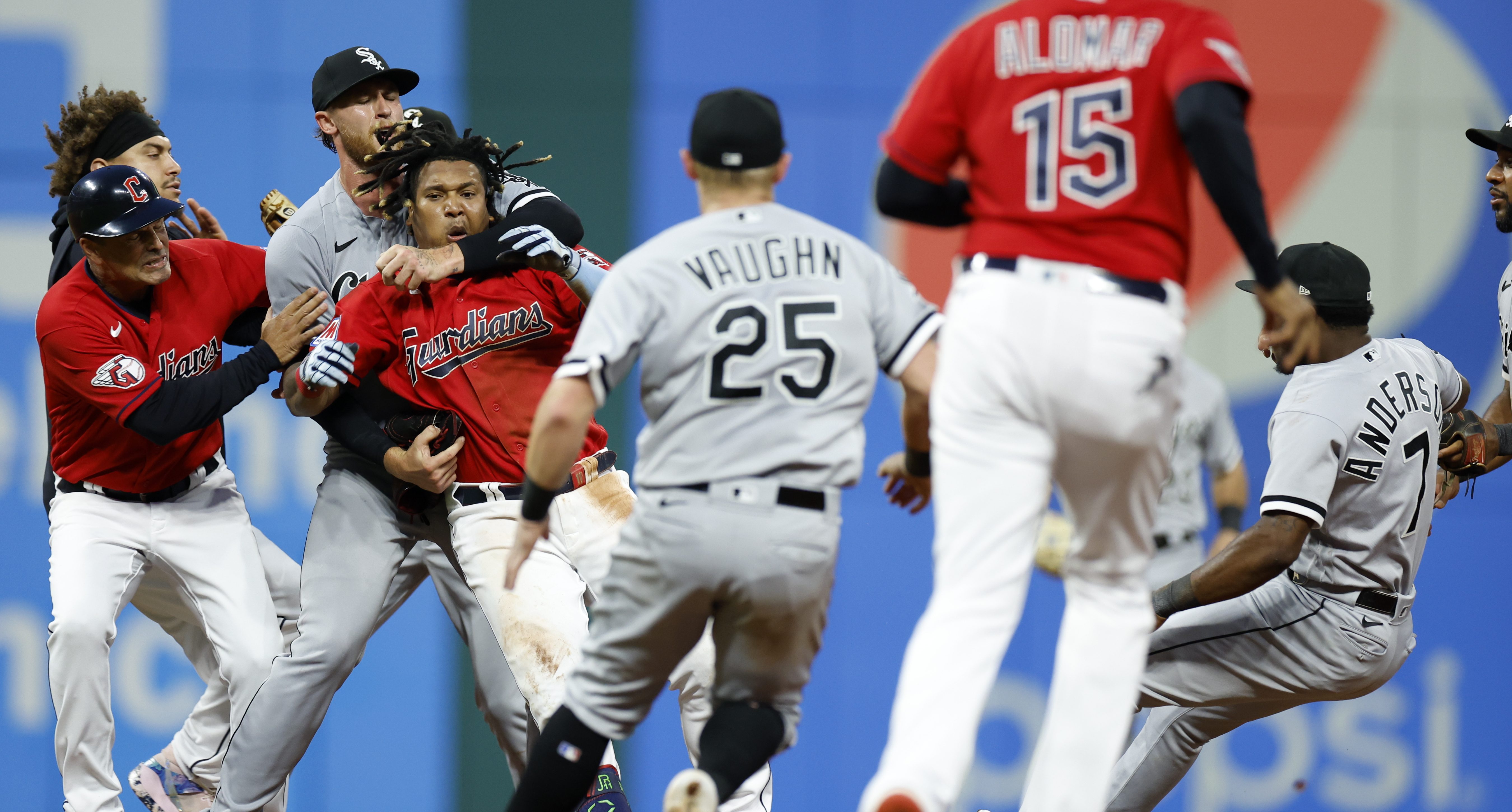 Andrew Vaughn has double, homer, 2 RBIs and two runs scored as White Sox  beat Royals 6-4