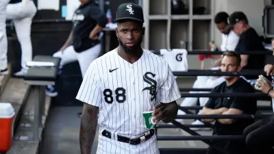 White Sox moving cautiously with Luis Robert Jr.'s recovery
