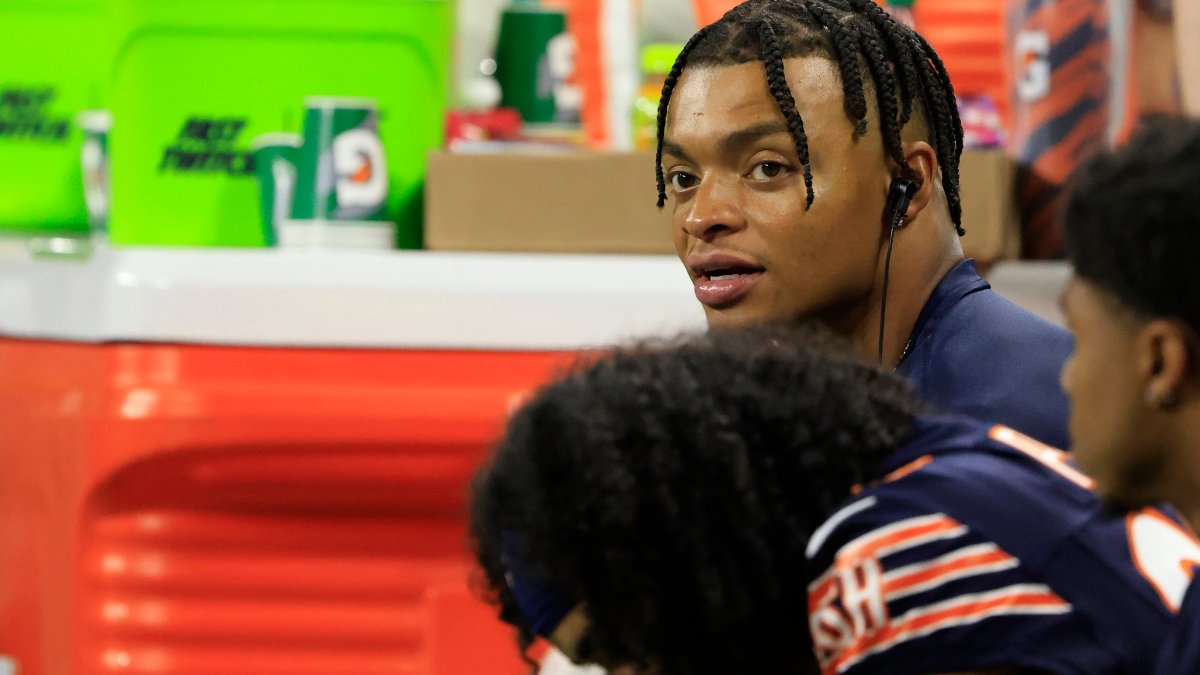 Bears Announce Decision On Justin Fields For Final Preseason Game - The  Spun: What's Trending In The Sports World Today