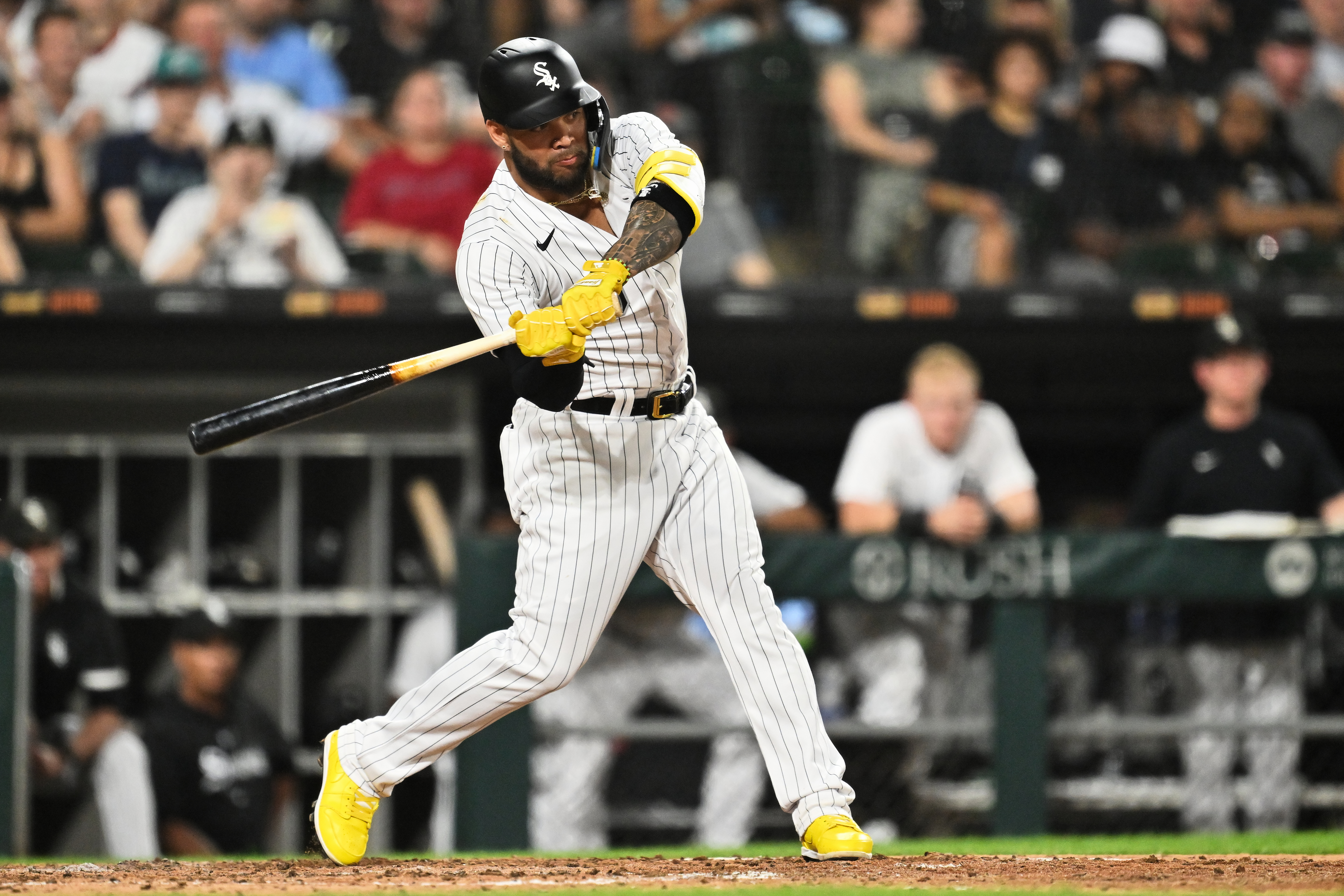 White Sox experimenting with Yoan Moncada and others as losses mount