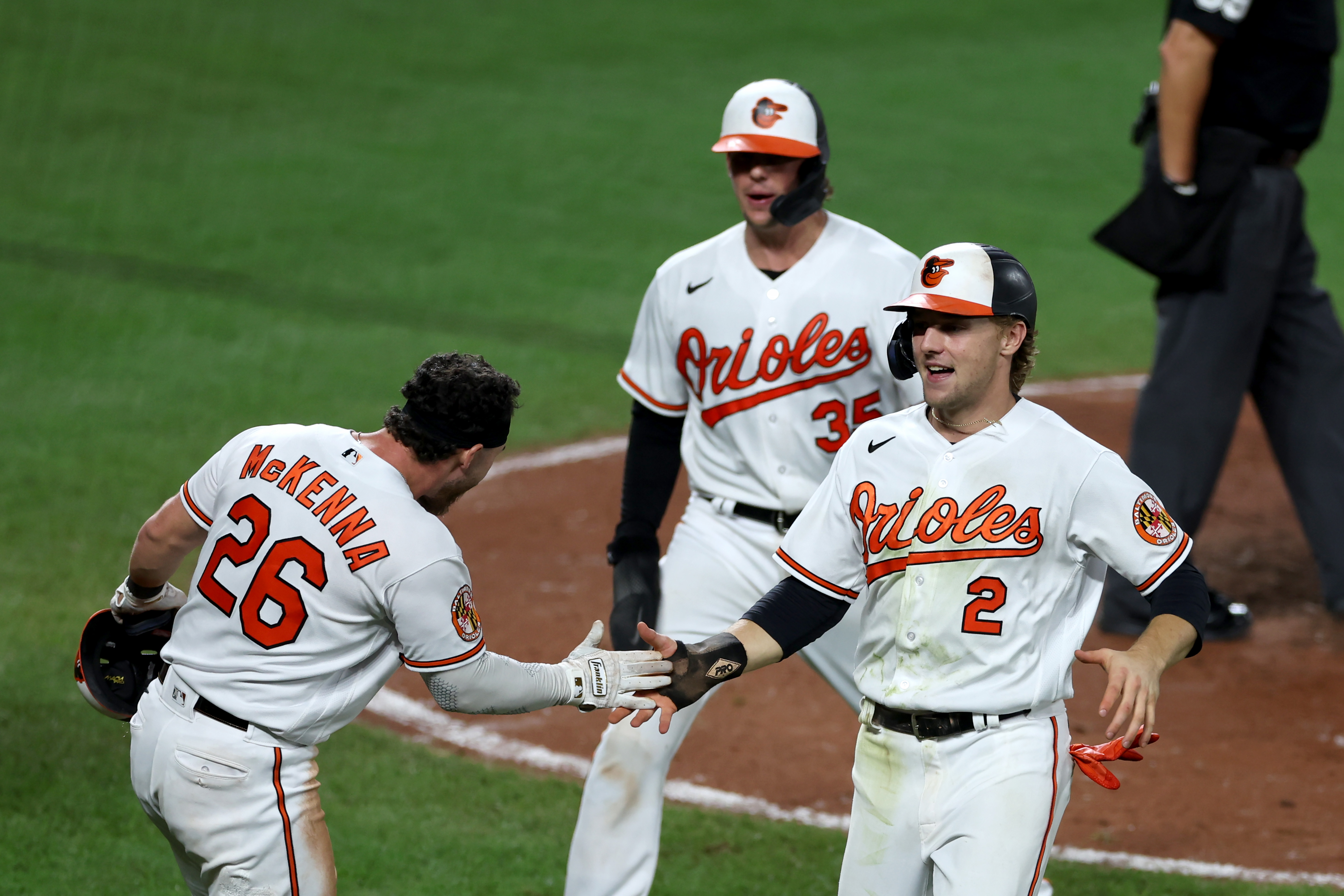 Anthony Santander hits 2 homers to back Dean Kremer as Orioles