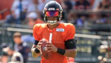 Chicago Bears offense falls flat in Justin Fields' debut - Sports  Illustrated Chicago Bears News, Analysis and More