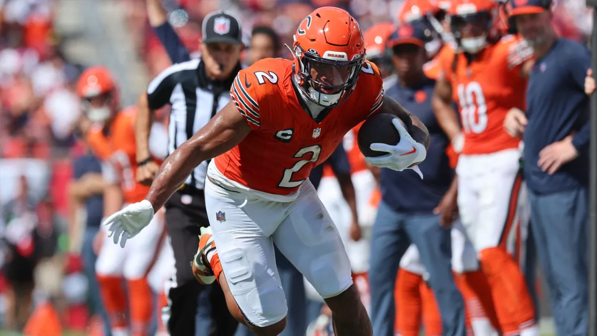 Josh Schrock: Bears getting WR DJ Moore helps QB Justin Fields right now –  NBC Sports Chicago