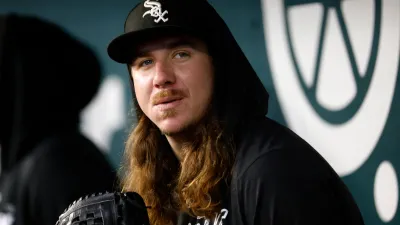 White Sox expect pitcher Mike Clevinger to join roster soon