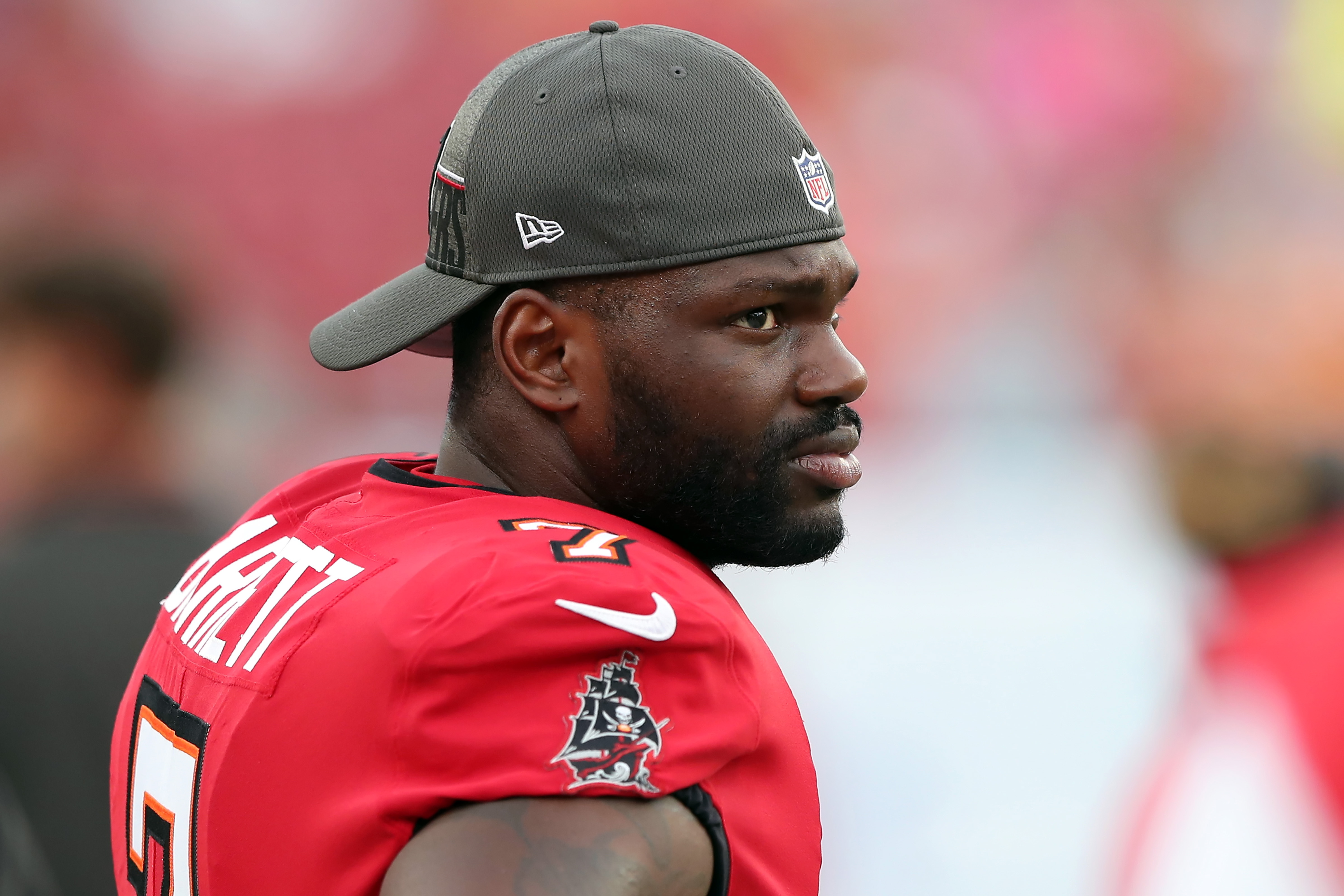 Buccaneers Rumors: Latest Shaq Barrett injury update is fantastic news