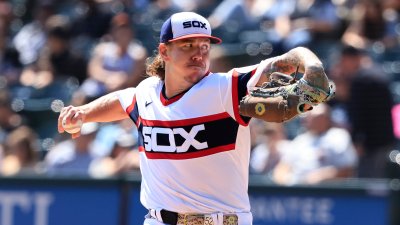 WATCH: Eloy Jiménez gives the White Sox a 1-0 lead in the 1st inning