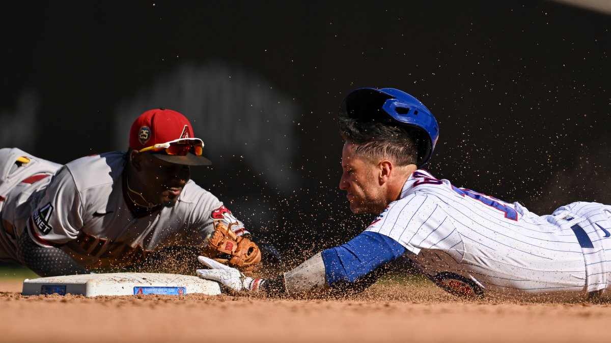 Tommy Pham hits 10th-inning RBI single as streaking D-backs beat Cubs 3-2, The Daily Courier