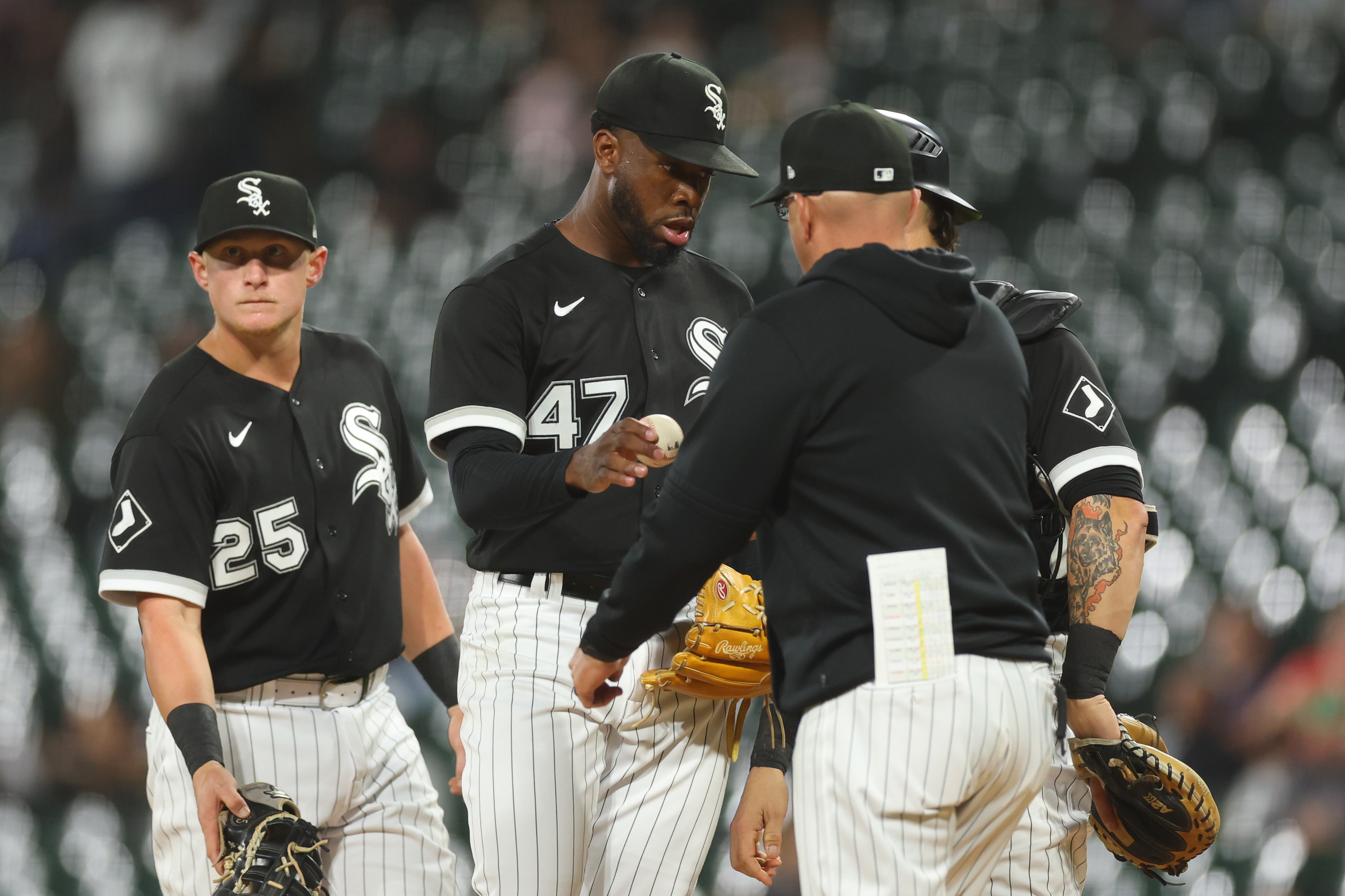 White Sox' Anderson, Vaughn homer, Clevinger sharp vs. Guardians – NBC  Sports Chicago