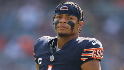 D.J. Moore's Trade to Bears Gives Justin Fields a Major Boost in