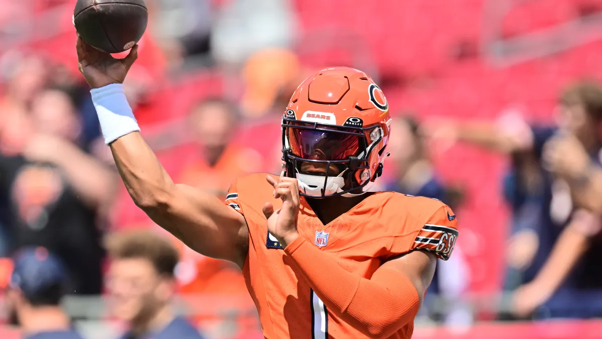 Justin Fields' best NFL game overshadowed by Bears' meltdown vs