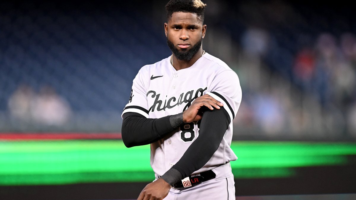 White Sox' Pedro Grifol says Luis Robert's catch is one of best he's seen –  NBC Sports Chicago