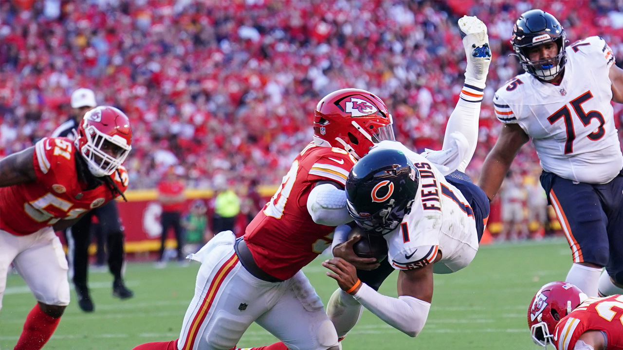 Bears' Justin Fields won't play in preseason game vs. Colts – NBC Sports  Chicago