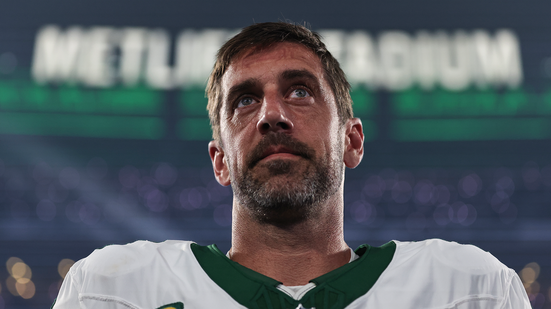 Jets QB Aaron Rodgers has a torn left Achilles tendon and will