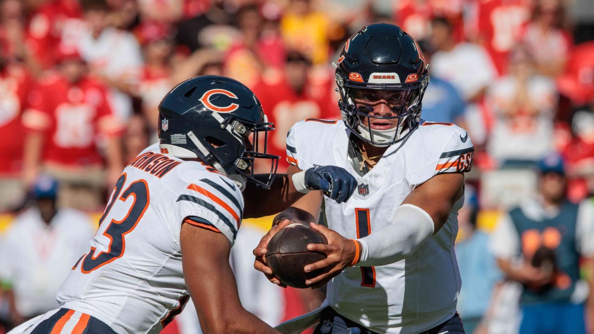 Where to watch Broncos-Bears game Sunday: Streaming, odds, injury news