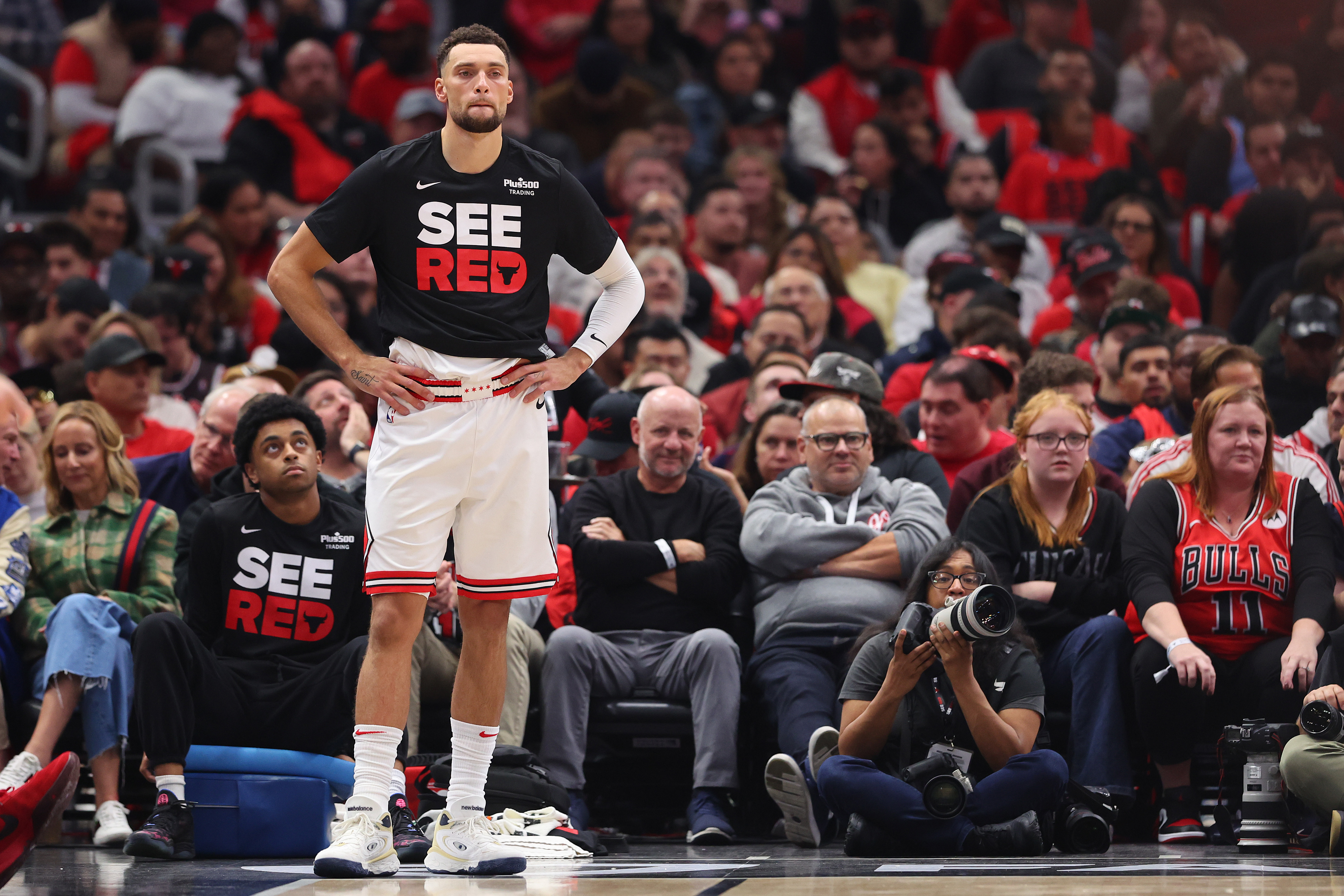 Bulls' Zach LaVine ends sneaker free agency with New Balance deal