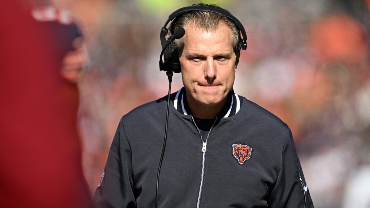 Why did the Bears unexpectedly fire RB coach David Walker? An explanation from Matt Eberflus