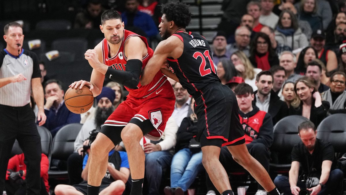 Bulls beat Raptors but lose Zach LaVine to right ankle injury – NBC Sports Chicago