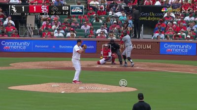 WATCH: Eloy Jimenez hits solo home run in 7th inning vs. Cardinals