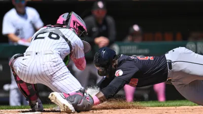 White Sox season-high four-game win streak snapped by Guardians