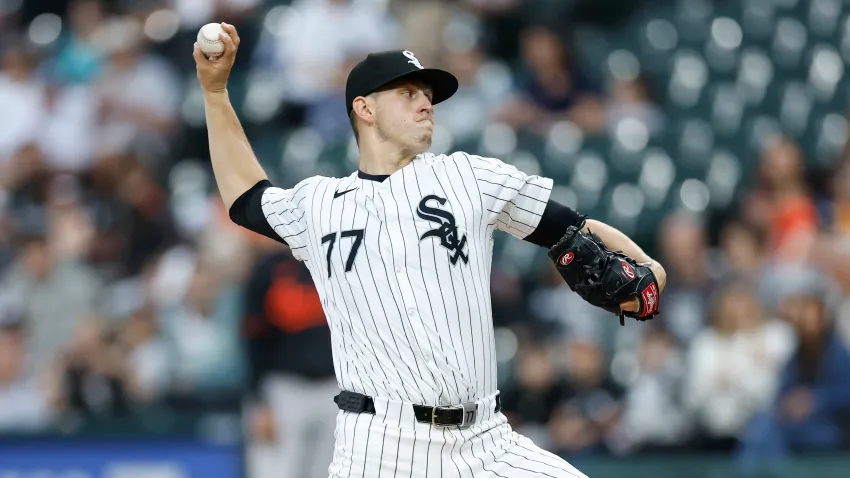 May 24, 2024; Chicago, Illinois, USA; Chicago White Sox starting pitcher Chris Flexen (77) delivers a pitch against the Baltimore Orioles during the first inning at Guaranteed Rate Field. Mandatory Credit: Kamil Krzaczynski-USA TODAY Sports