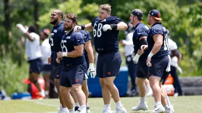 Bears center an open competition, says Eberflus