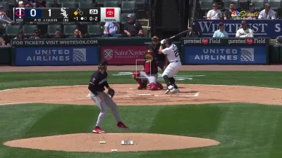 WATCH: Andrew Vaugh hits an RBI single in 1st inning to extend White Sox lead