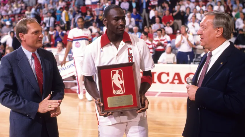 Basketball: NBA Playoffs: Chicago Bulls Michael Jordan (23) victorious, holding National Basketball Association’s Defensive Player of the Year Award trophy before Game 4 vs Detroit Pistons at Chicago Stadium.
Chicago, IL 5/15/1988
CREDIT: Bill Smith (Photo by Bill Smith /Sports Illustrated via Getty Images)
(Set Number: X36562 TK3 R3 F14 )